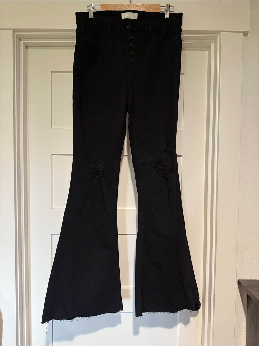NWOT VERVET Black High-Waist Button-Fly Jeans